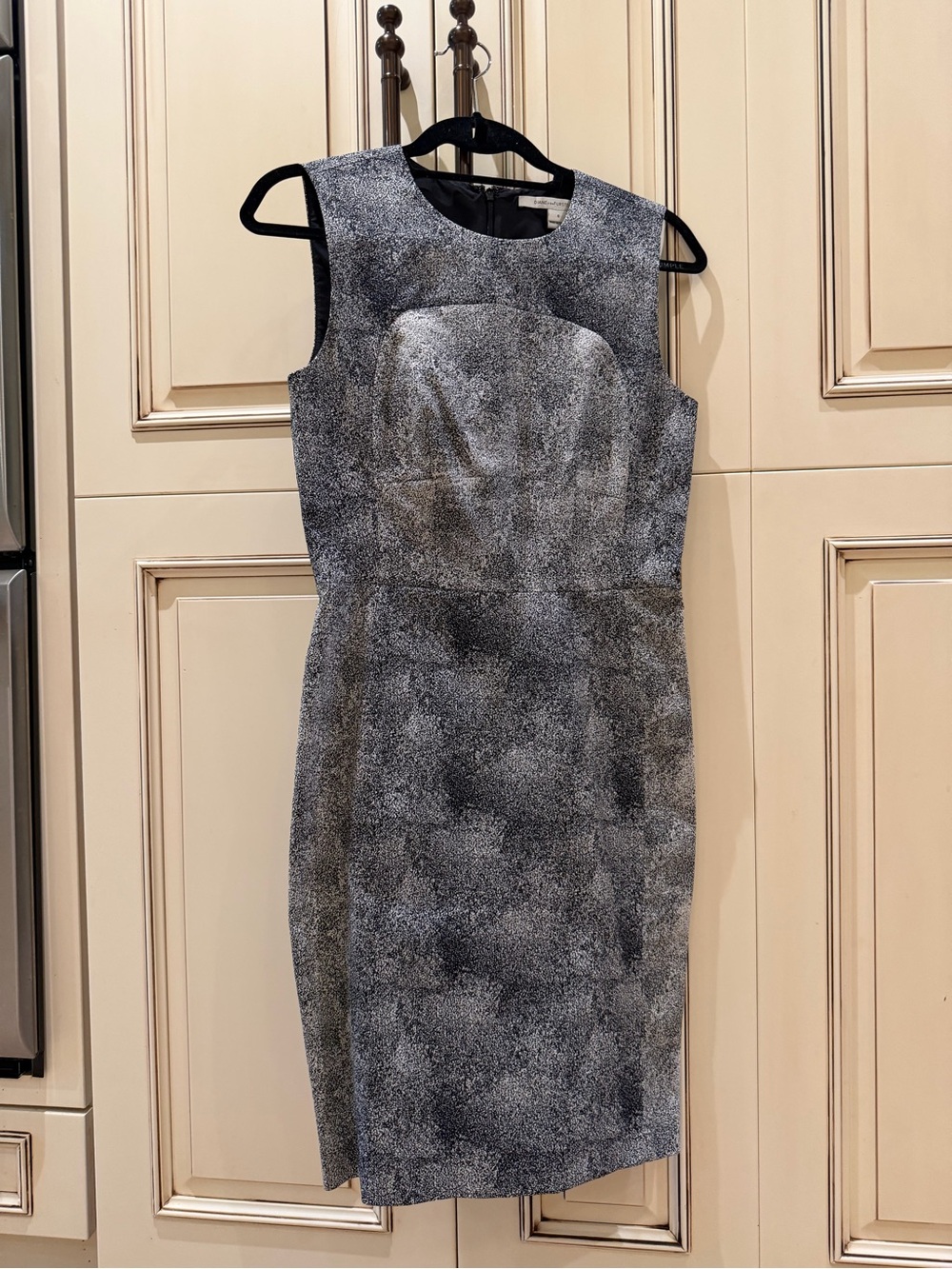 Sleeveless Grey Speckled Sheath Dress